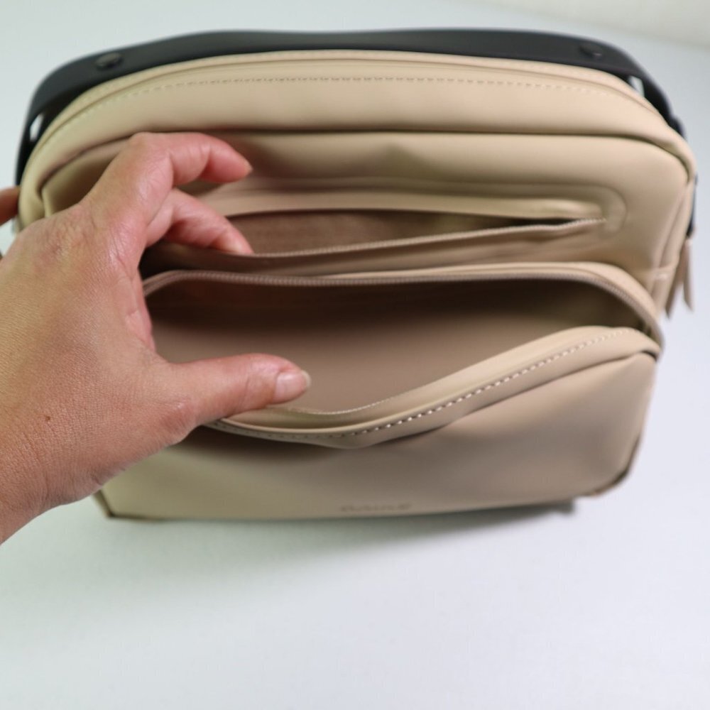 NEW Rains Cargo Box Bag Large Unisex - Picture 15 of 16